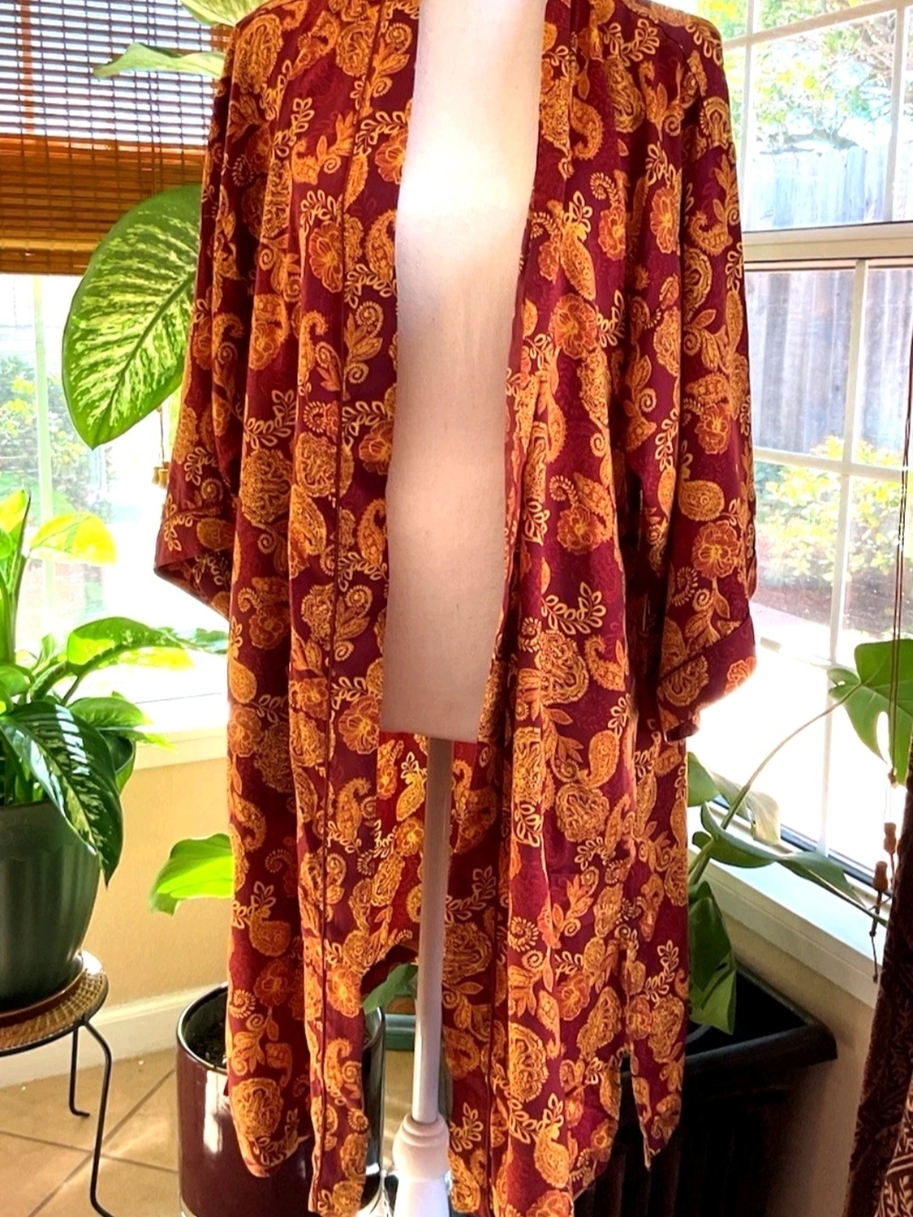 Treasure & Bond Burgundy and Gold Floral Kimono